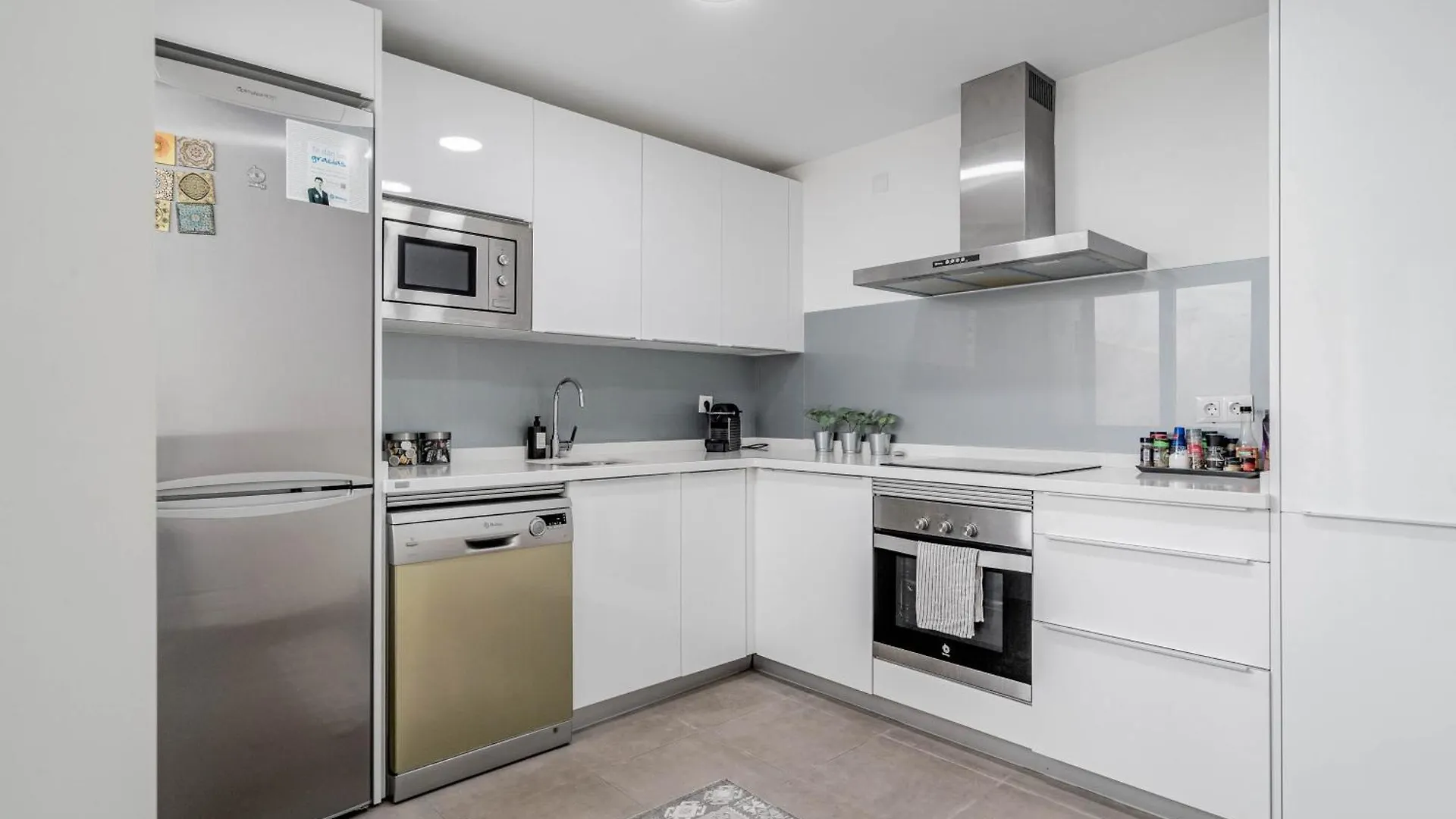 Nice 1 Bed In Nueva Andalucia Marbella