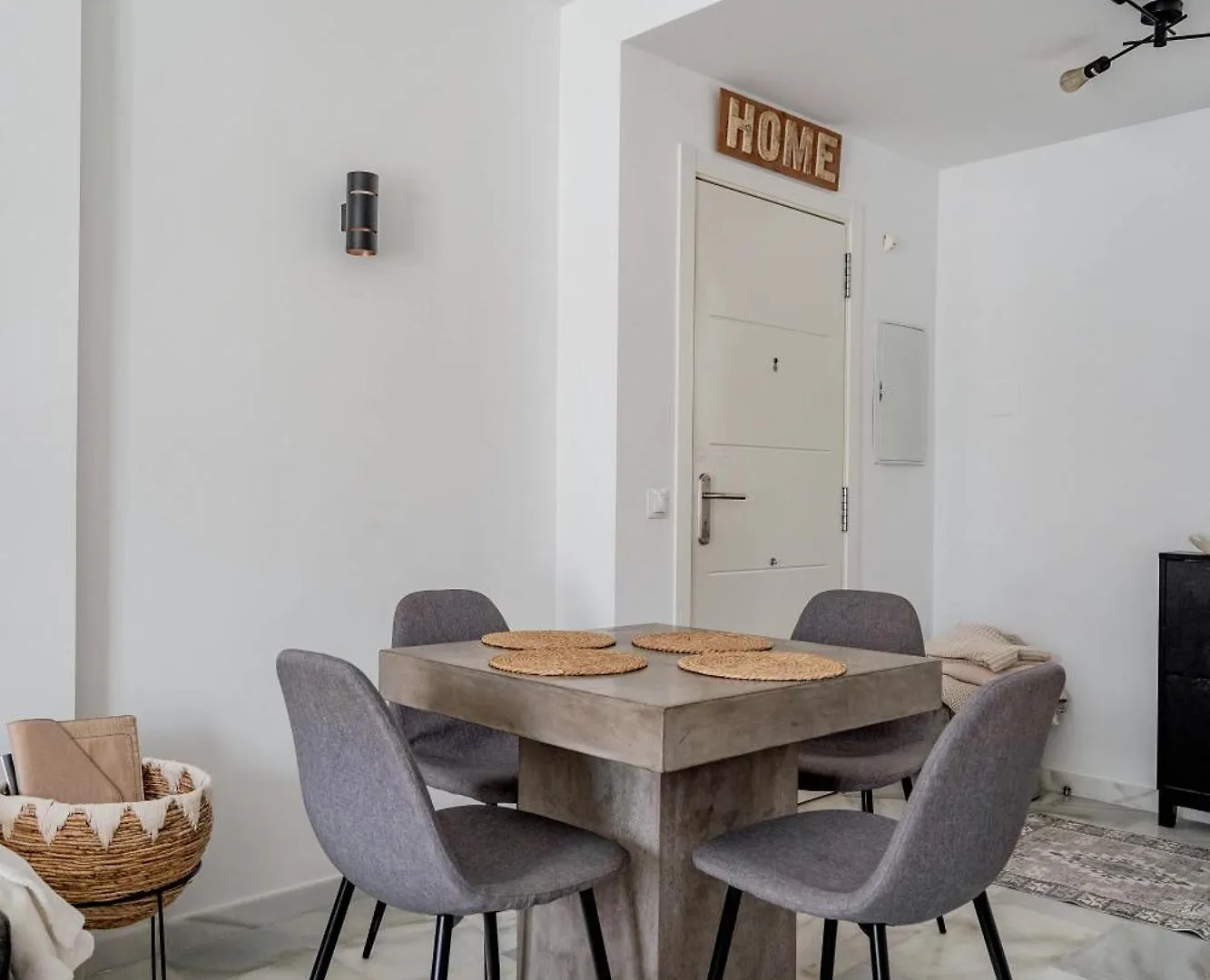 Nice 1 Bed In Nueva Andalucia Marbella 0*,